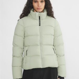 Aritzia The SuperSnug Puff Jacket